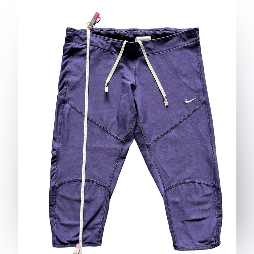 L, NIKE Dri-Fit athletic running capri’s with small pockets - Picture 17 of 17